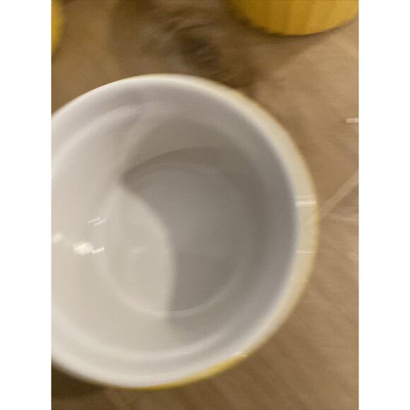 Set of 4 Yellow Gold Ribbed Ramekins Stackable 3.5 x 2 Baking Dish Round - Picture 3 of 6